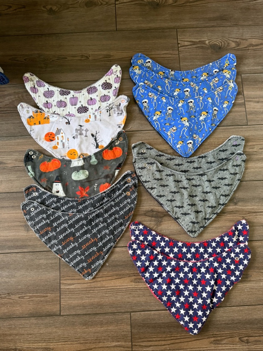 Kids Halloween & Seasonal Bandana Bib Set - Multicolor